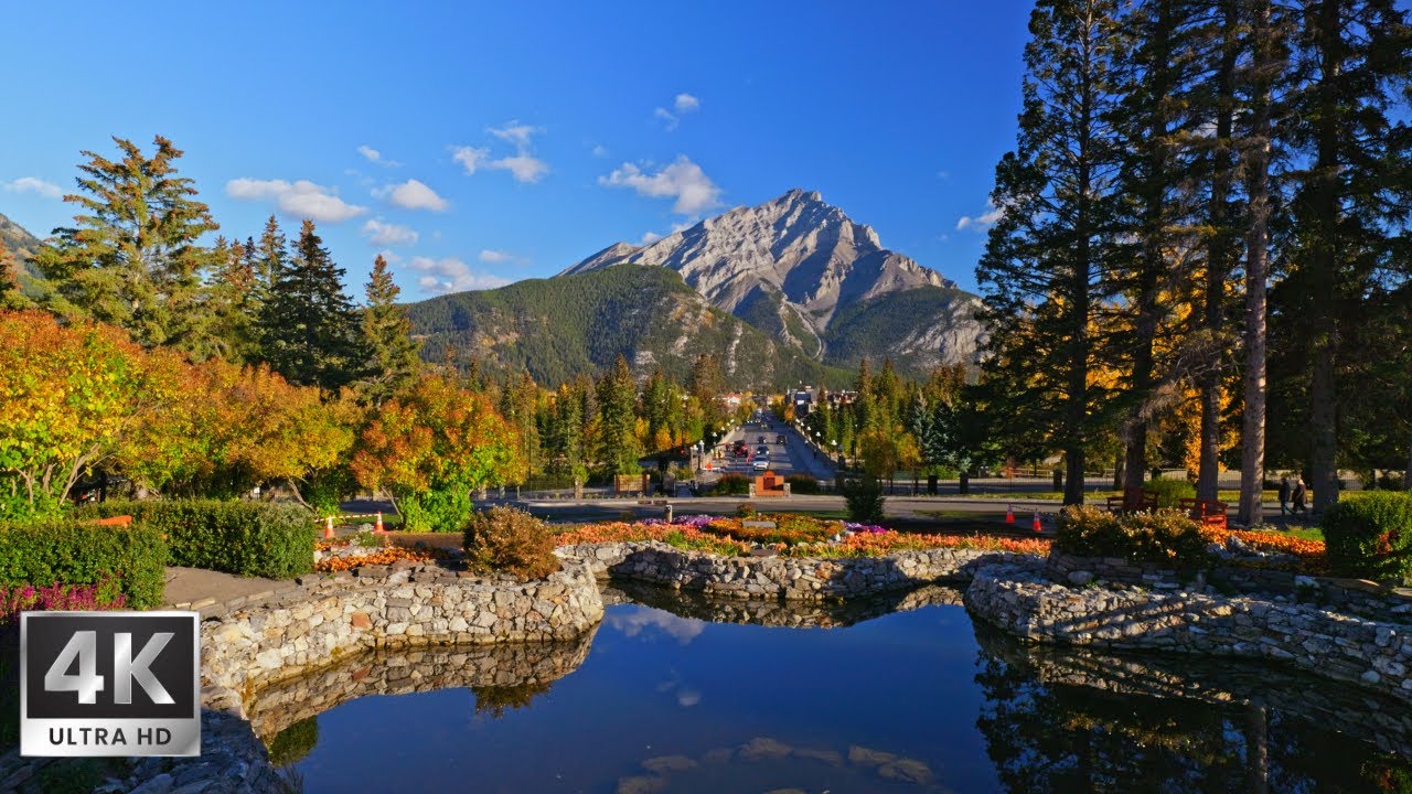 🍁 Walking Tour of Banff in the Fall | Explore the Canadian Rockies