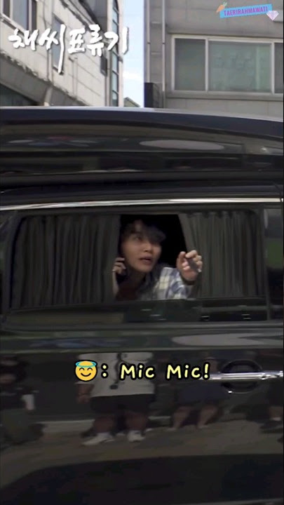 jeonghan calls dokyeom after filming but he forgot to return the mic 😂🤣 #seventeen #jeonghan