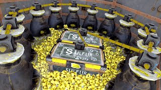 I Raided a Base Filled with NOTHING but Cooked SULFUR