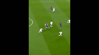 Messi Destroying Sargio Ramos