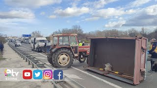 Mi̇di̇büs Traktör Römorkuna Çarpti 1 Yarali