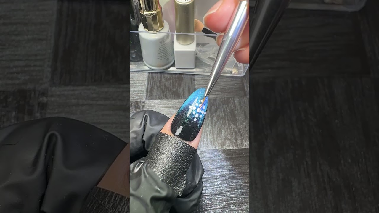 🌌✨ MIZHSE 8 Colors 9D Cat Eye Gel Nail Polish turns your nails into a cosmic masterpiece!