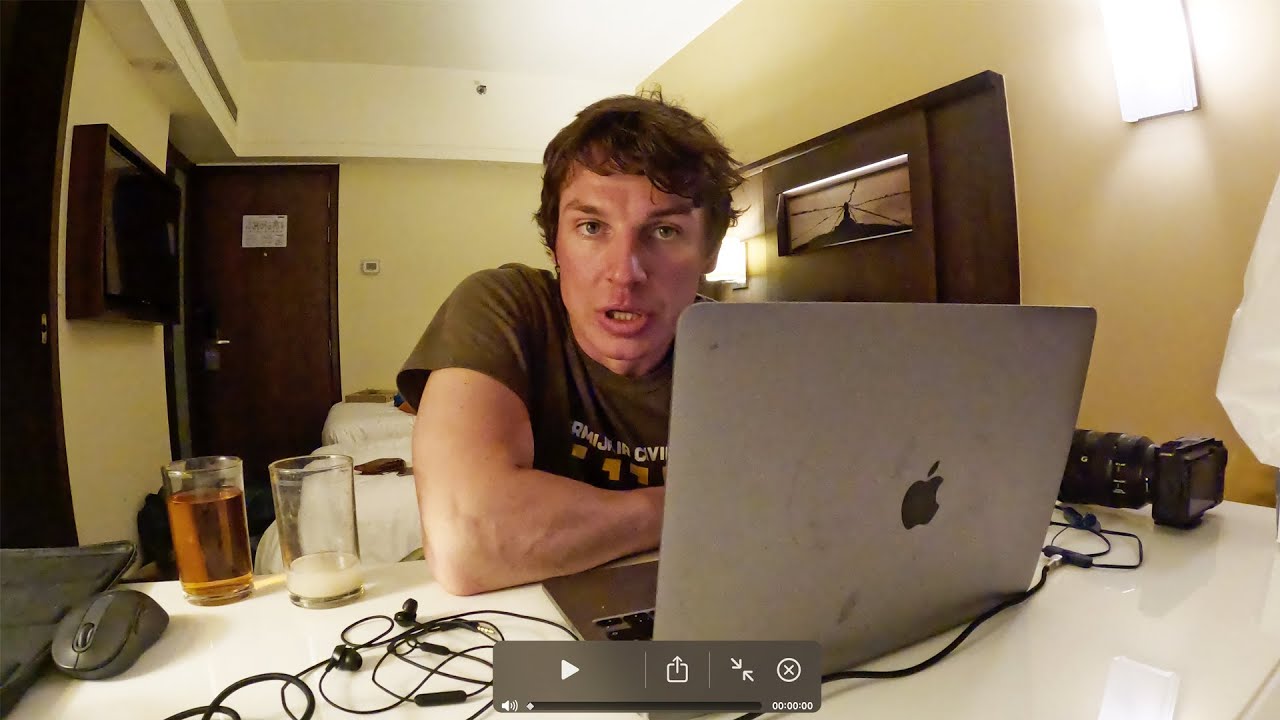 video Atsakau į jūsų klausimus. Lavonų nukelimas ir Everesto temperatūra?