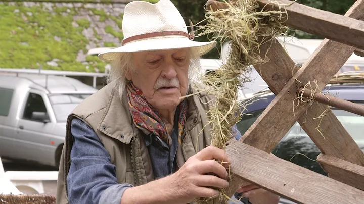 WALTER LLOYD ROPE MAKING