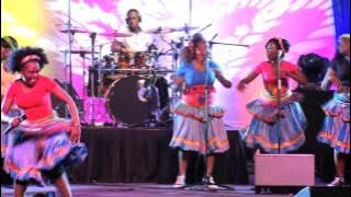 Worship House feat. Rendani Makwevho - Seketela Hi Yeso  (Live) ()