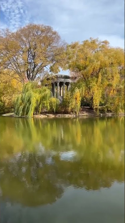 Graceland Cemetery, Chicago