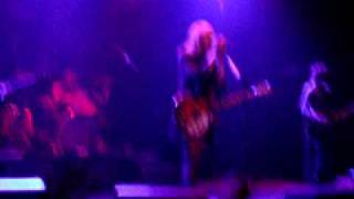 Famous hole violet 4/27/10 Net Worth