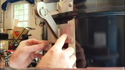 Weber WSM hinge installation