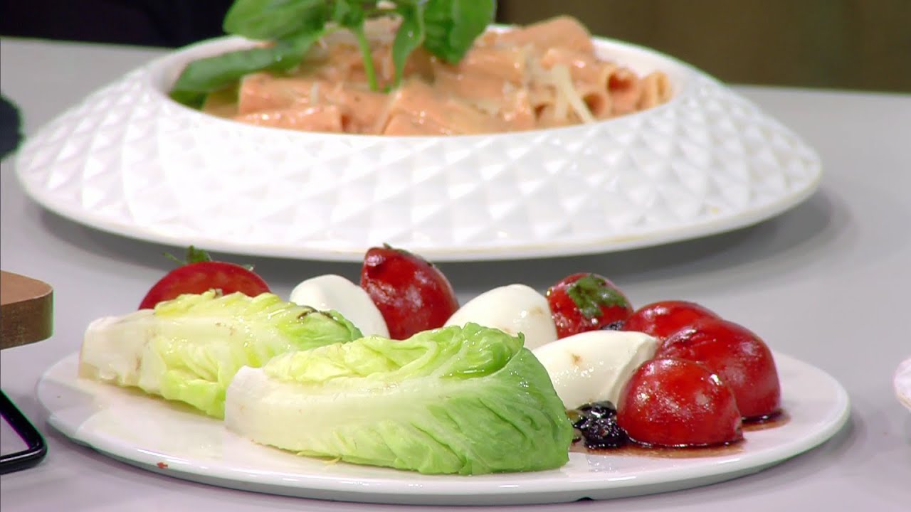 سلطة الموزاريلا الطازجة والمعكرونة بالصلصة الوردية (2025-07-04)