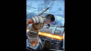 Atreus vs. Kratos 😱🔥 opening a chest 🤔 #GodofWar #Atreus #Kratos #Gaming #ps5