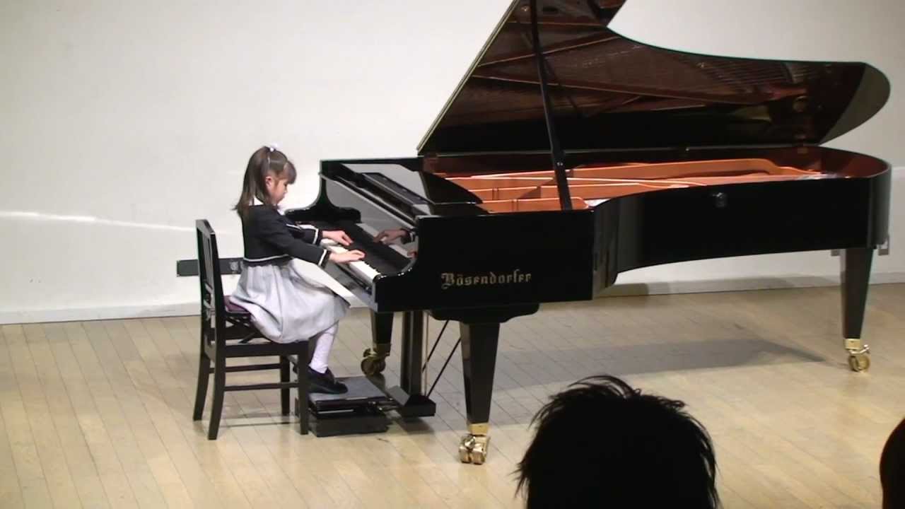 小２ ピアノ発表会 となりのトトロ Youtube