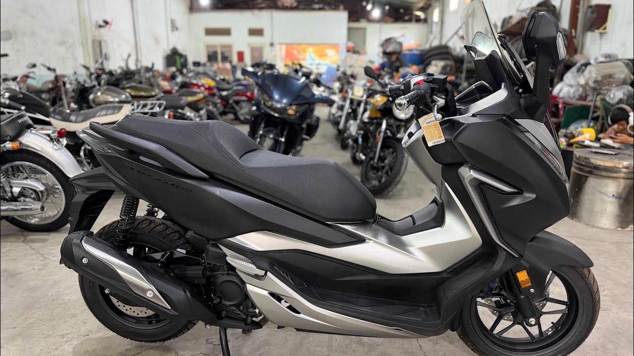 Honda Forza 300 ABS nhập Ý mới 100% Hải Quan Cầm Tay chỉ 2xxtr. 0793643445