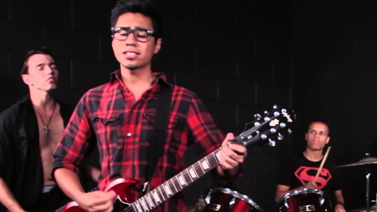 Hauteson - Scream & Shout (Official Music Video)