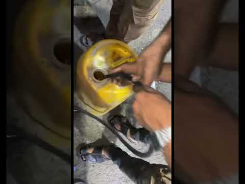 طريقة سحب بنزيم من السياره