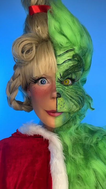 Half The Grinch, Half Cindy Lou Who!💚❤️#halfandhalf #thegrinch #cindouwho #thegrinchmakeup