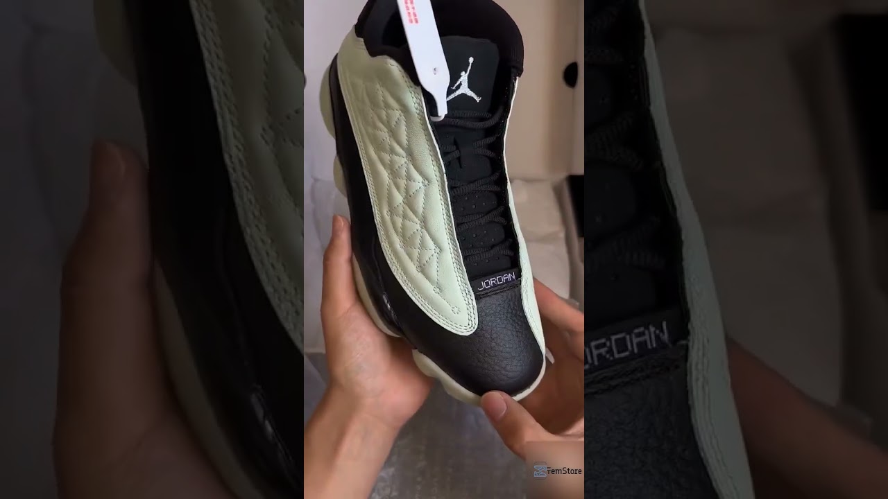 Air Jordan 13 Retro Low "SinglesDay"  