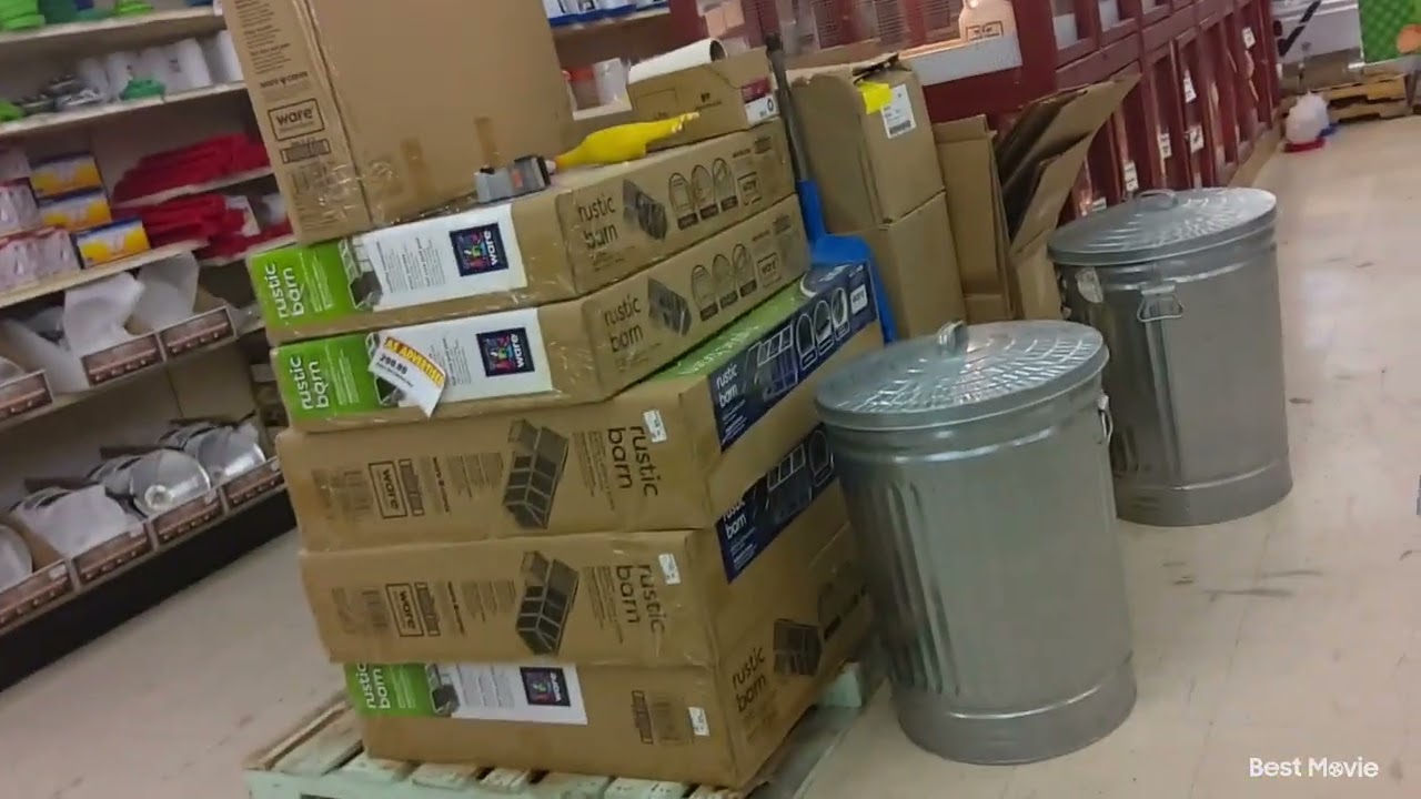 bomgaars in a former Kmart in des moines iowa YouTube