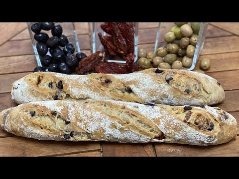 Video: Italienisches Brot Mit Oliven Und Oliven In Einer Brotmaschine