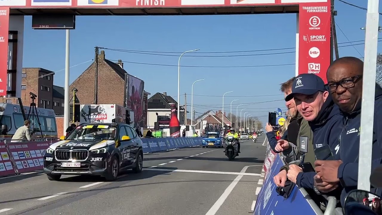 Tuur Verbeeck wins Kuurne-Brussel-Kuurne U19 solo in first race for Remco Evenepoel junior team