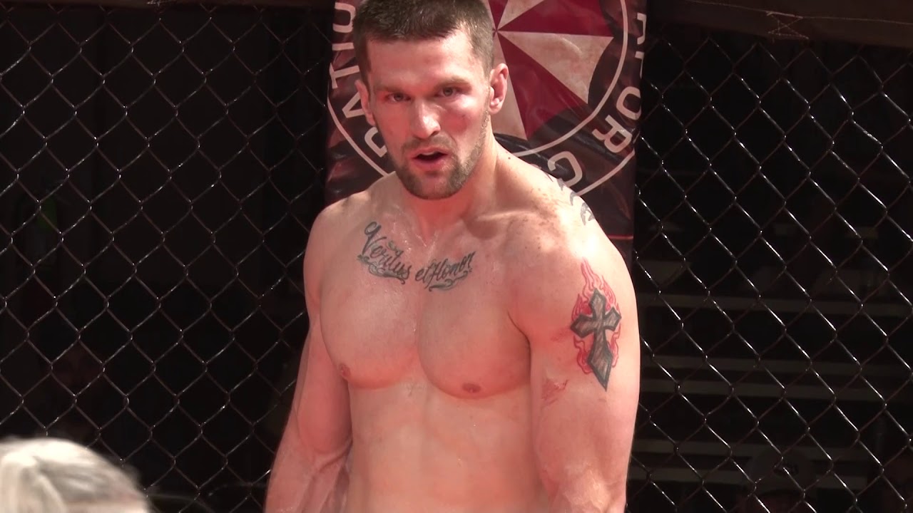 Brandon Newsom vs Travis Cox YouTube