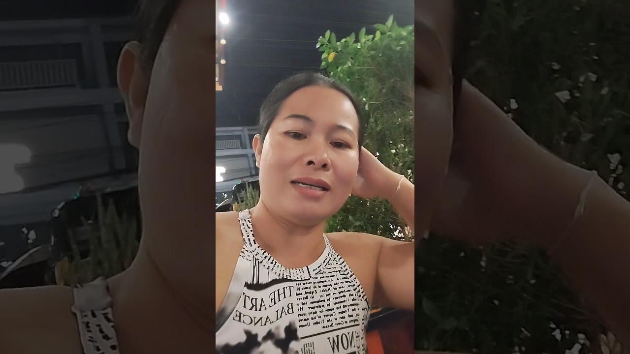 #สั่งอาหารแล้วนั่งรอ