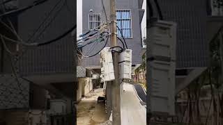 Single Pillar House | चीन के लोगों का घर | Civil Engineer | Road Side House #house #viralfact #short