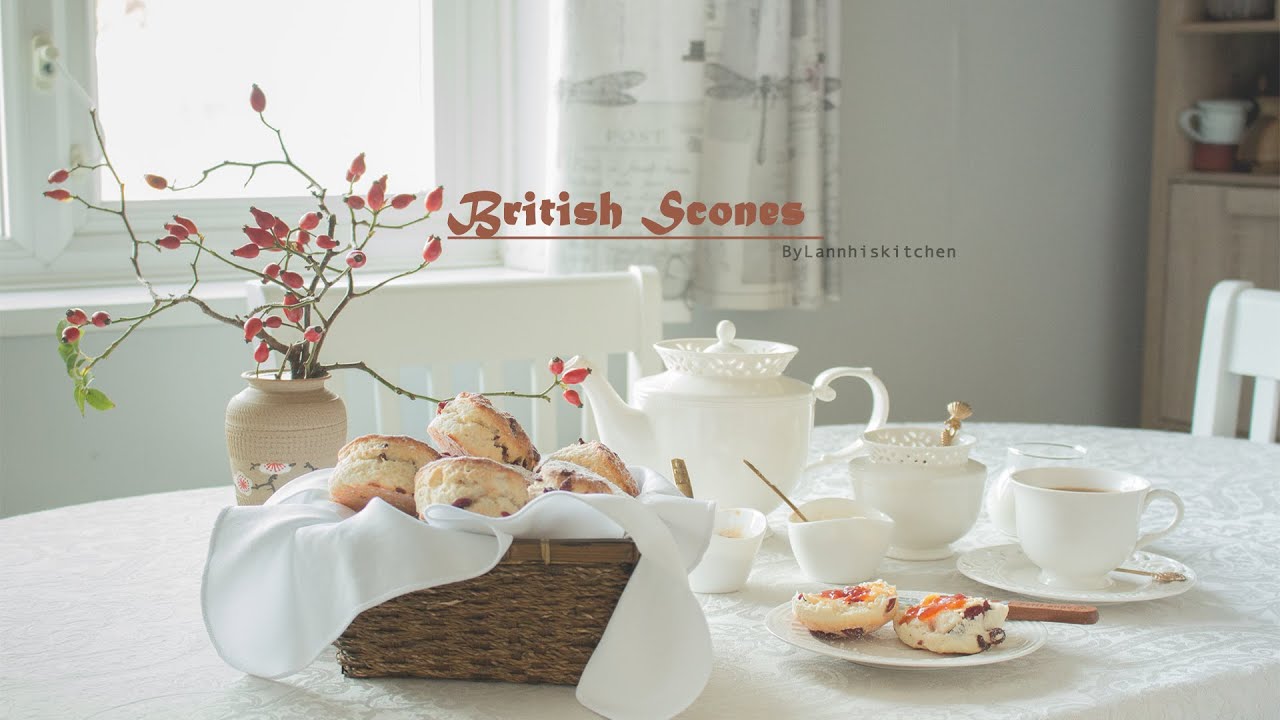 Perfect British Scones | Bánh Scone Anh Quốc by Lannhiskitchen - YouTube