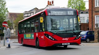 London&#39;s Buses entering Richmond bus station on 2nd May 2023