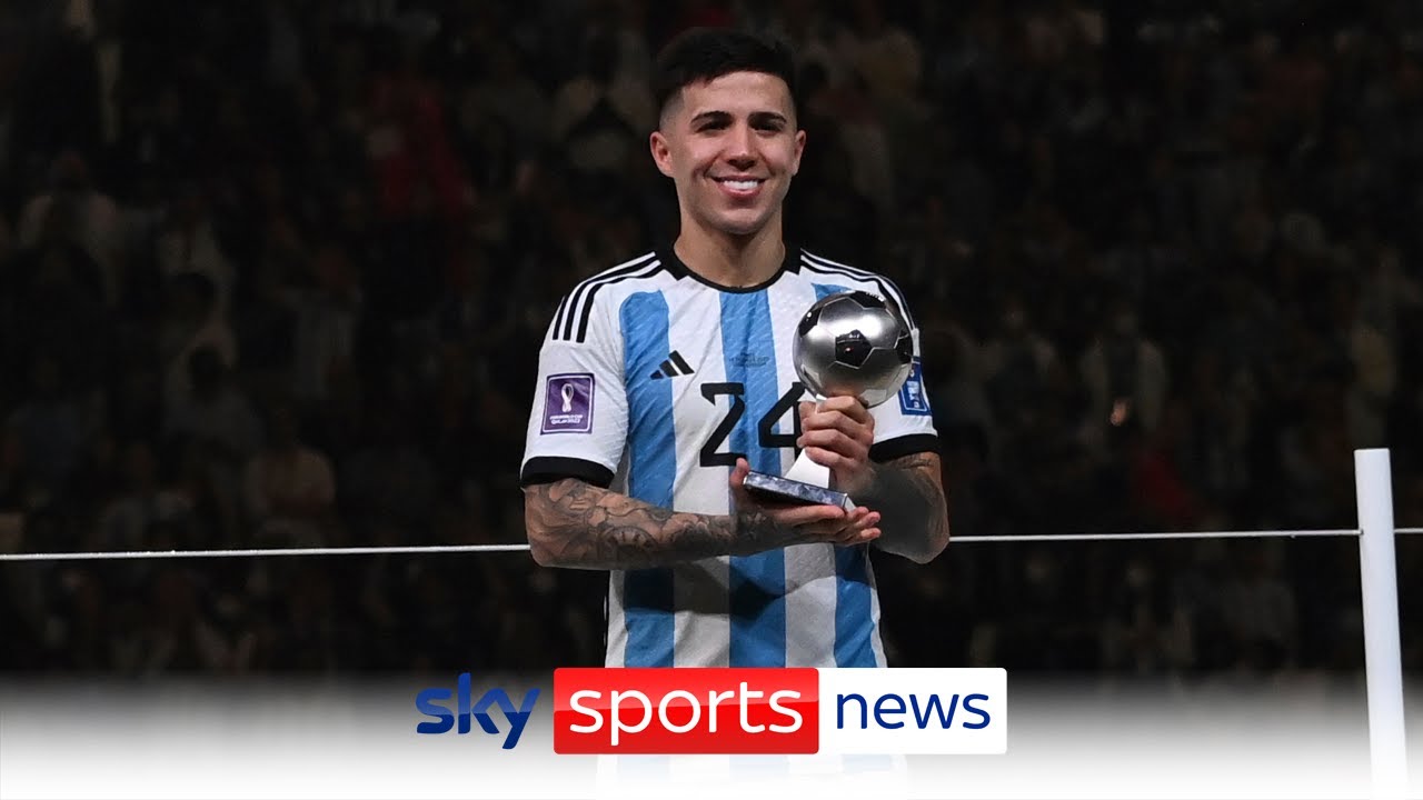 Could Enzo Fernandez join Chelsea for a British record transfer fee? | Paper Talk