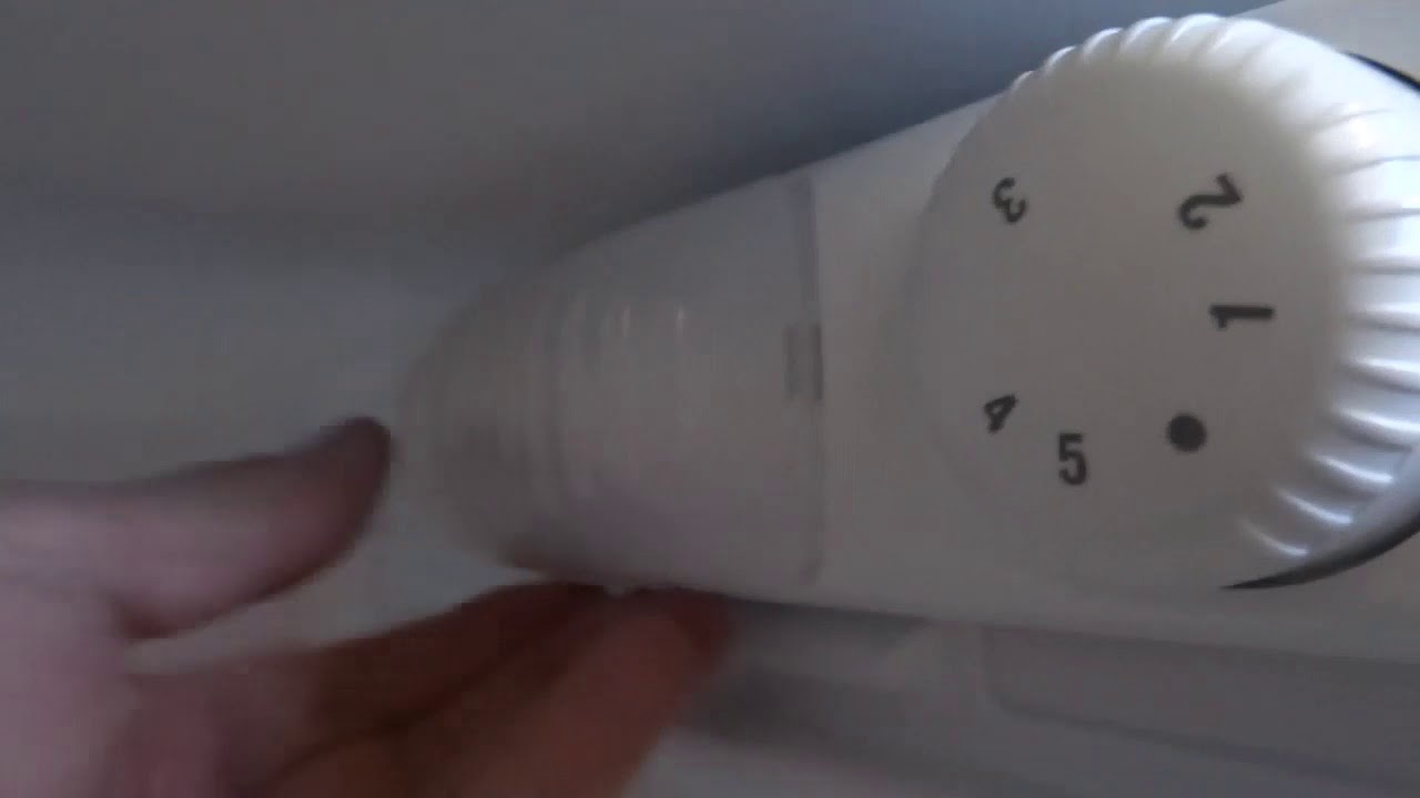 Замена лампочки в морозильной камере холодильника