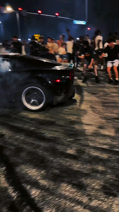Corvette C6 Mayhem: Donuts and Burnouts on Public Roads!