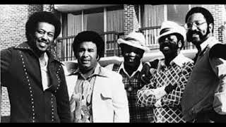 Love Don't Love Nobody - Spinners - 1974