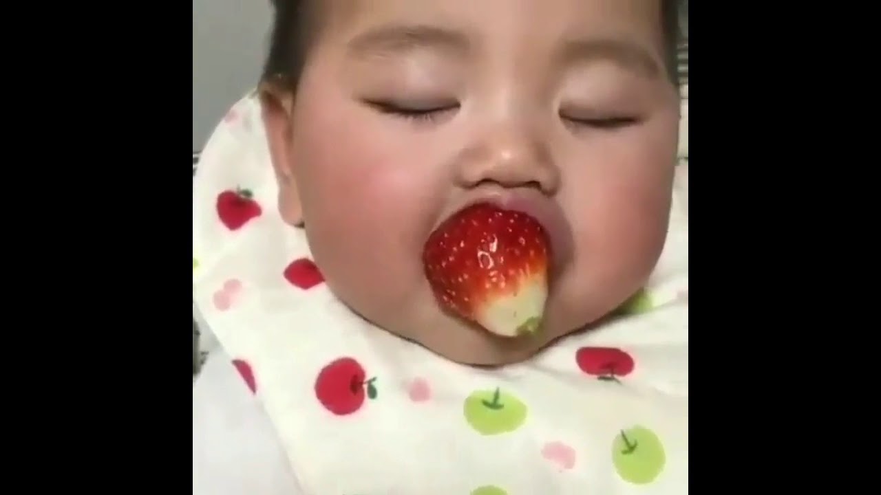 Ekspresi Lucu Adek Bayi Ini Youtube