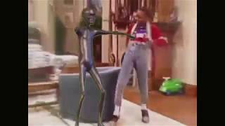 Howard The Dancing Metal Alien