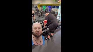 Очень мощный атлет разводка на заднюю дельту 40 кг