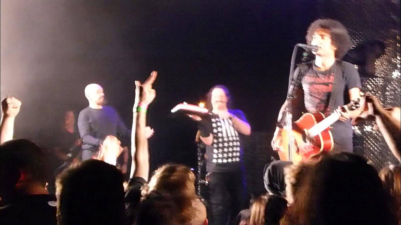 Alice in Chains - "Man in the Box/Happy B-Day Mike Inez" & "Nutshell" Live Roanoke Va. 5/14/14 Alice in Chains - "Man in the Box/Happy B-Day Mike Inez" & "Nutshell" Live Roanoke Va. 5/14/14