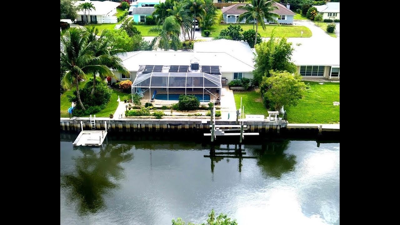 Tequesta Waterfront Home For Sale 23 Starboard Way Tequesta, FL 33469