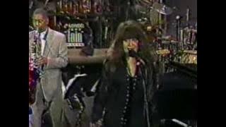 Darlene Love and Ronnie Spector - Sleigh Ride