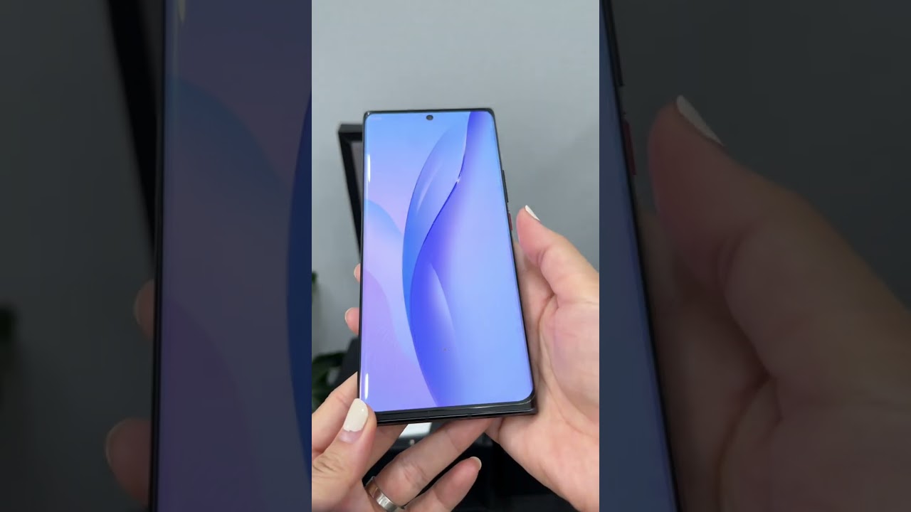 Mở  Hộp  Meta  Vertu Cluod Da Xanh  