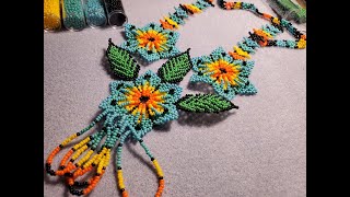 Collar huichol de flores 3/4