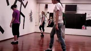 Video0004.mp4