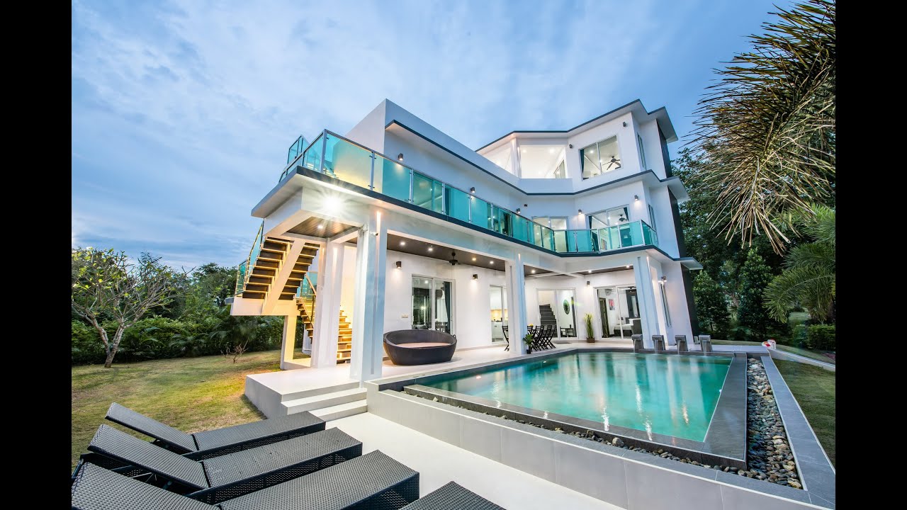 Phoenix Golf Course House Pattaya reduceret med 3.000.000 baht til kun