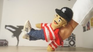 Amigurumi Killers dancing workshops - how to finger breakdance HD