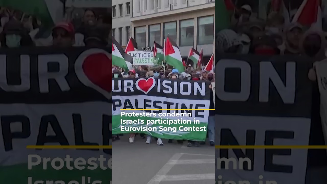 تعرض متظاهر للصفع لهتافه "فلسطين حرة" خلال أداء إسرائيل في مسابقة الأغنية الأوروبية | AJ #shorts