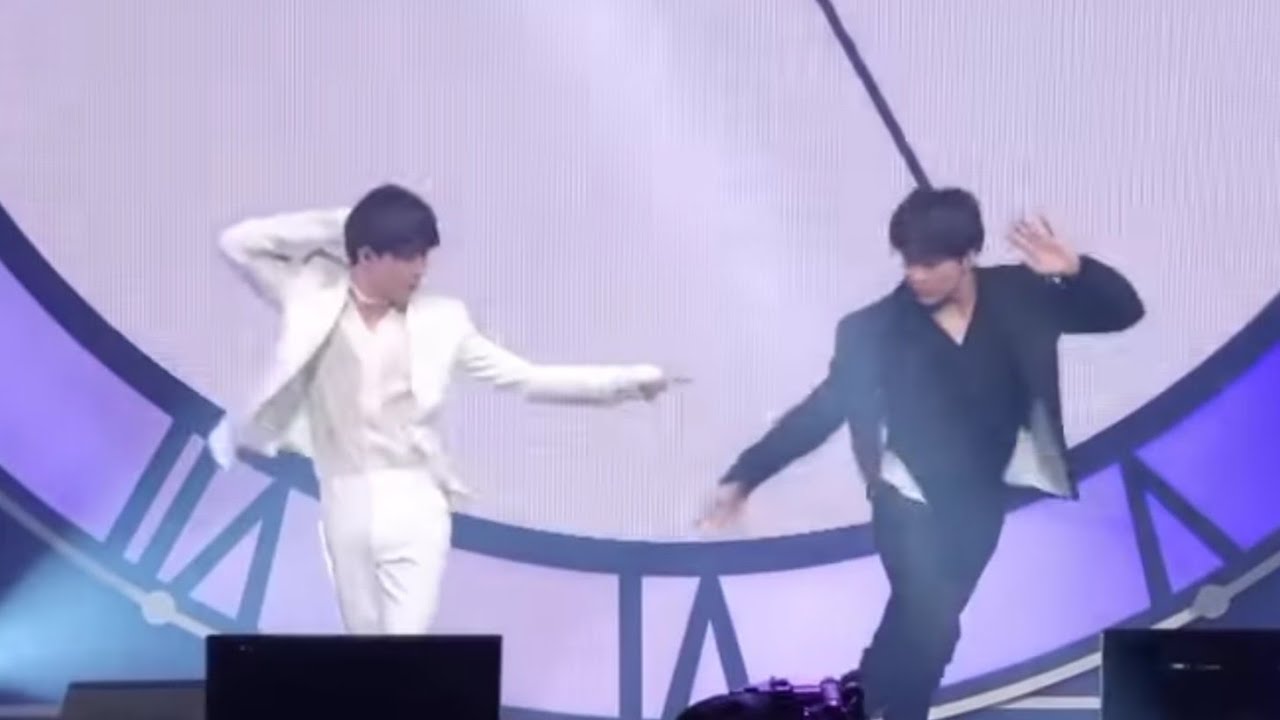 Jungkook and Jimin Dance 😍🔥 - YouTube