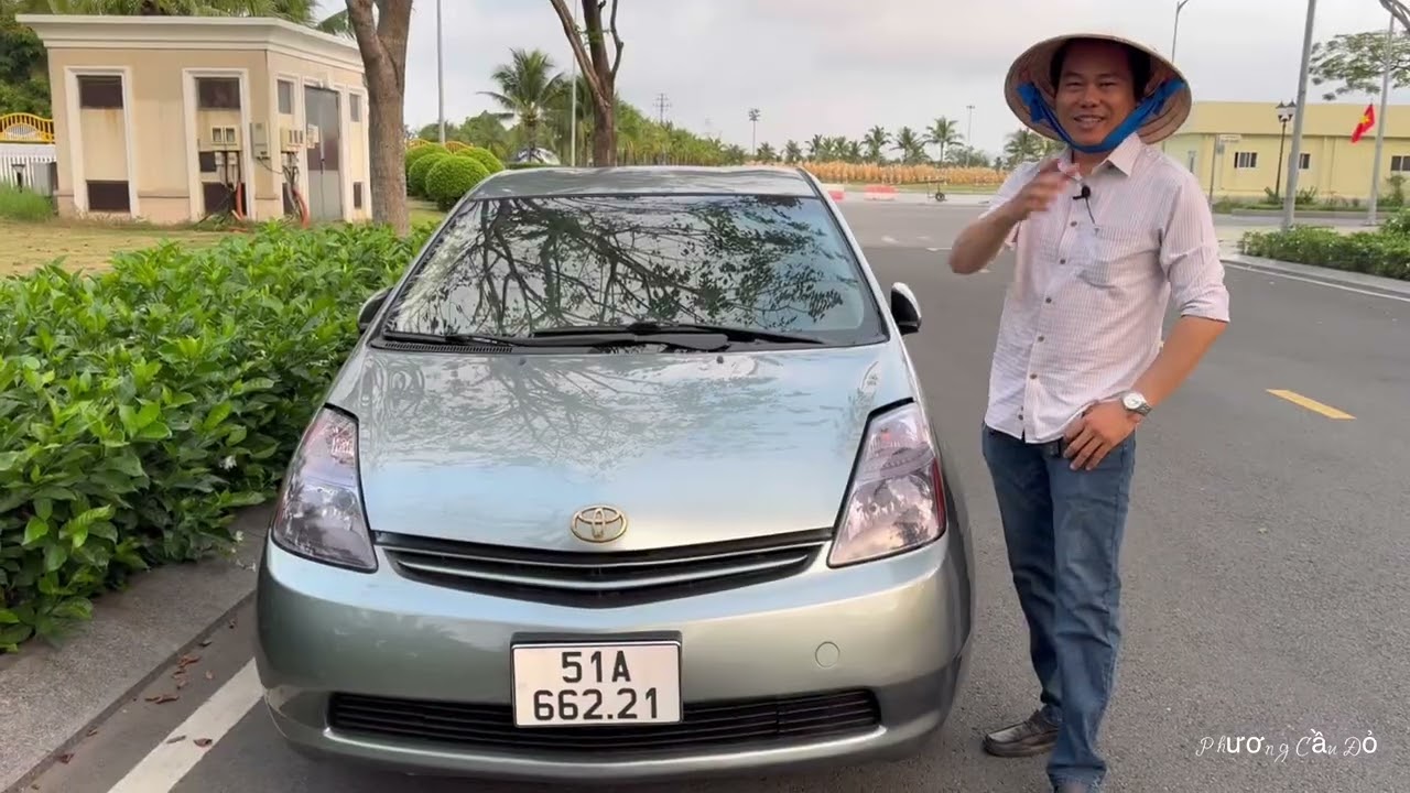 Toyota PRIUS Hybird Siêu Tiết kiệm XĂNG đây ạ