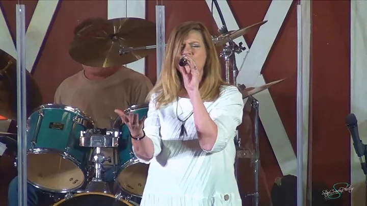 Gina Ivy Mitchell sings He Looked Beyond My Faults...