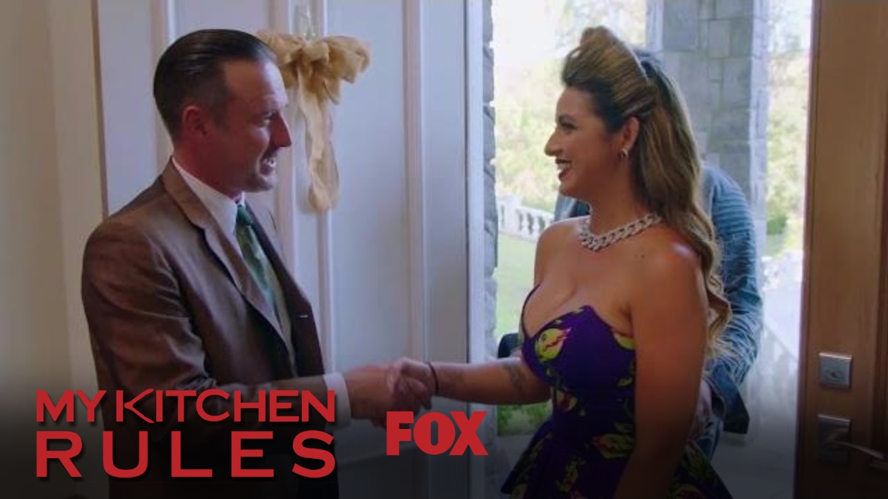contestants on love island 2018 The Contestants Arrive At David Arquette's House | Season 1 Ep. 4 | MY KITCHEN RULES