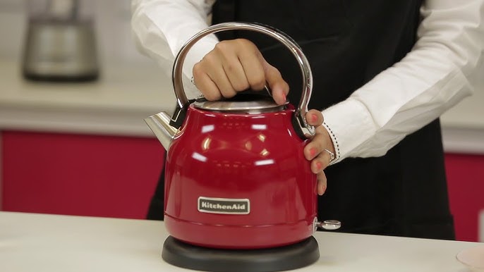 Electric Kettle (Empire Red), KitchenAid