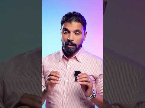 في ناس ضحكتهم مش بتفارق وشوشهم بس جوه قلبهم وجع